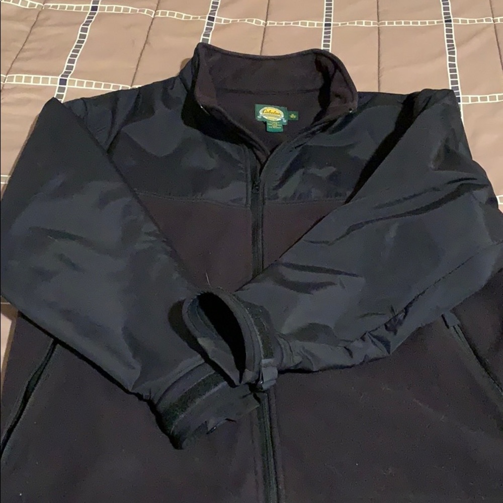 Cabelas Men’s Extra Large Black Zip-Up
